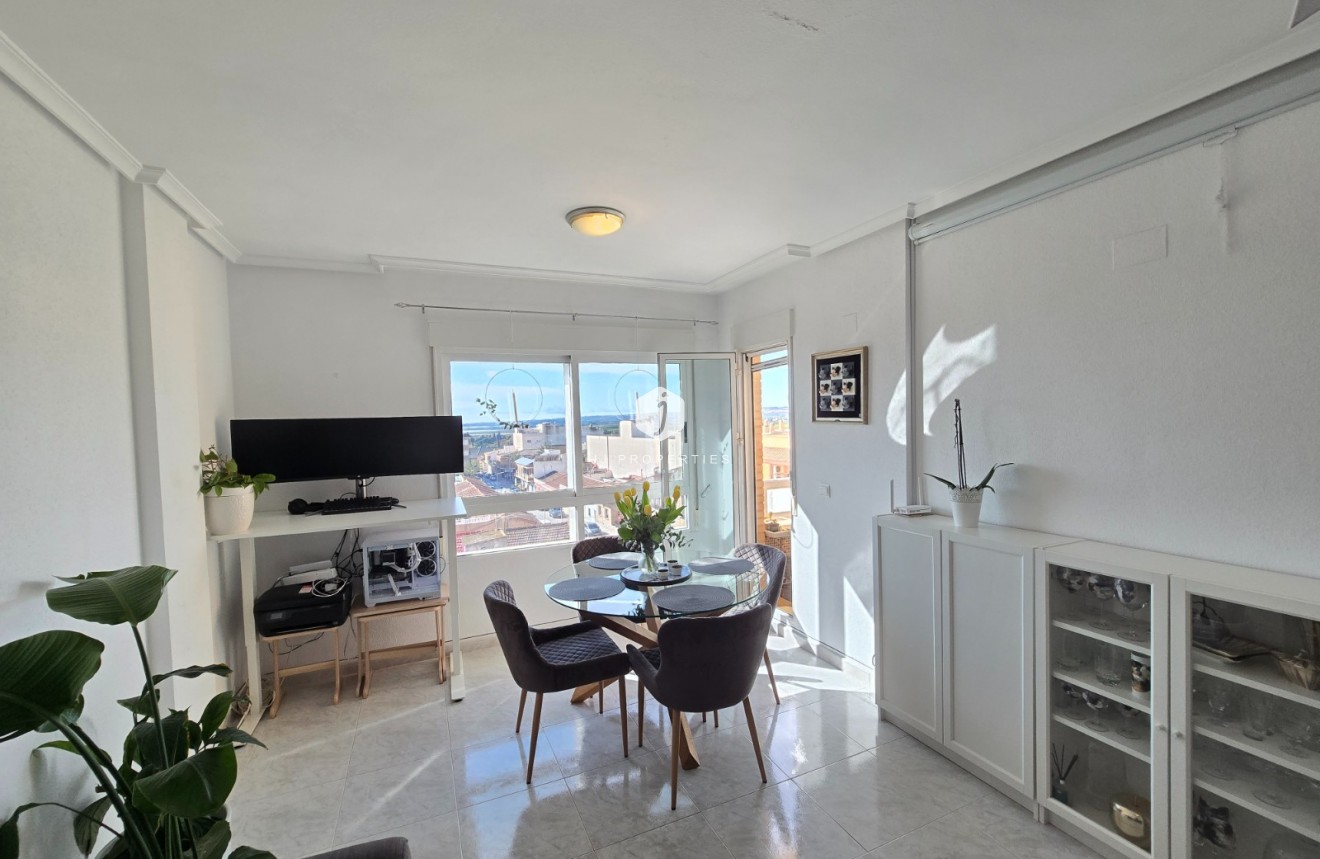 Tweedehands - Appartement / flat -
Los Montesinos *