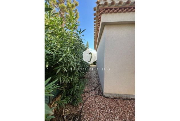 Z drugiej ręki - Villa -
Playa Flamenca