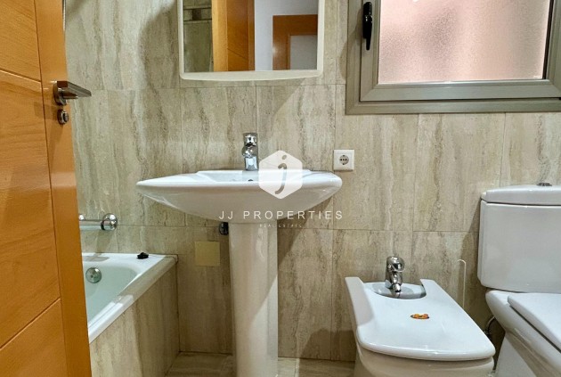 Tweedehands - Appartement / flat -
Torrevieja - Centro