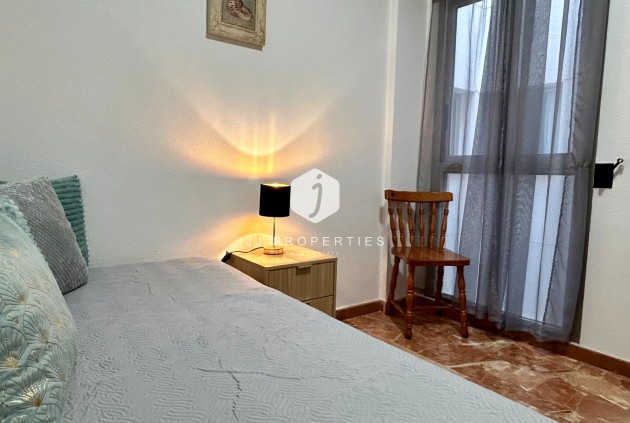 Tweedehands - Appartement / flat -
Torrevieja - Centro