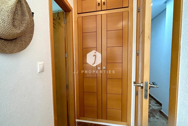 Tweedehands - Appartement / flat -
Torrevieja - Centro