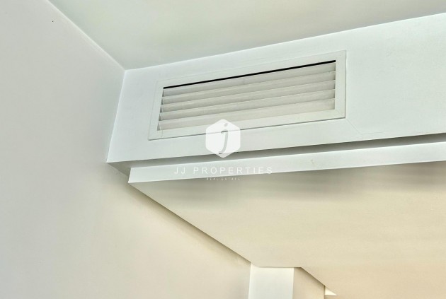 Tweedehands - Appartement / flat -
Torrevieja - Centro