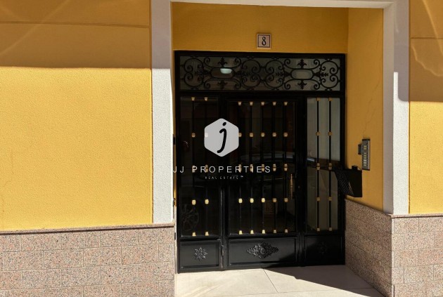 Tweedehands - Appartement / flat -
Almoradí - Costa Blanca