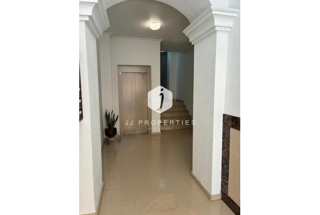 Tweedehands - Appartement / flat -
Almoradí - Costa Blanca