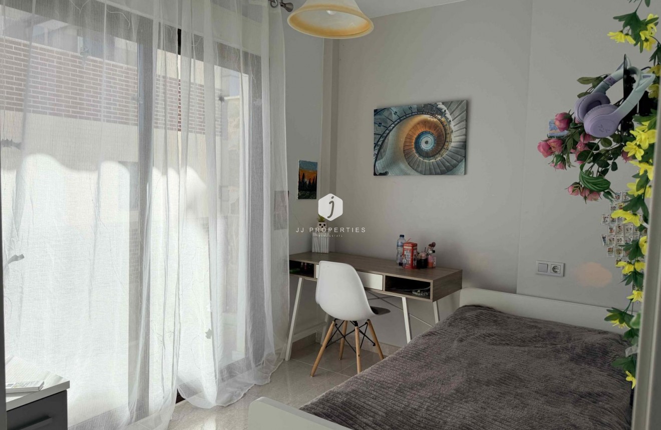 Tweedehands - Chalet -
Cabo Roig - Costa Blanca