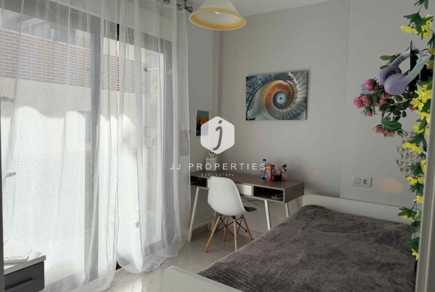 Tweedehands - Chalet -
Cabo Roig - Costa Blanca