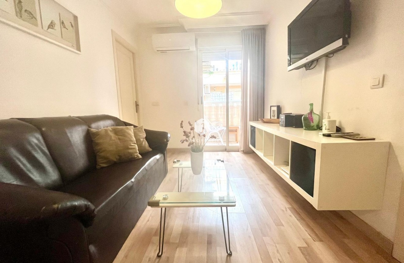 Tweedehands - Appartement / flat -
Torrevieja - Acequion