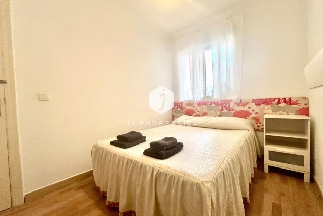 Tweedehands - Appartement / flat -
Torrevieja - Acequion