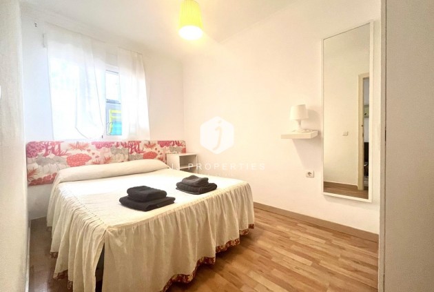 Tweedehands - Appartement / flat -
Torrevieja - Acequion