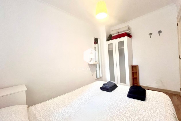 Tweedehands - Appartement / flat -
Torrevieja - Acequion