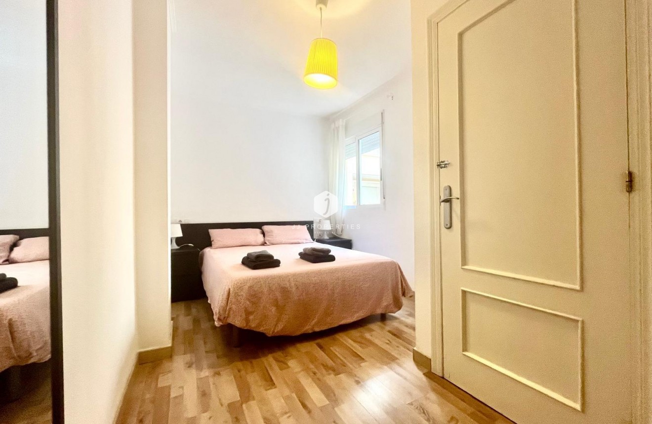 Tweedehands - Appartement / flat -
Torrevieja - Acequion