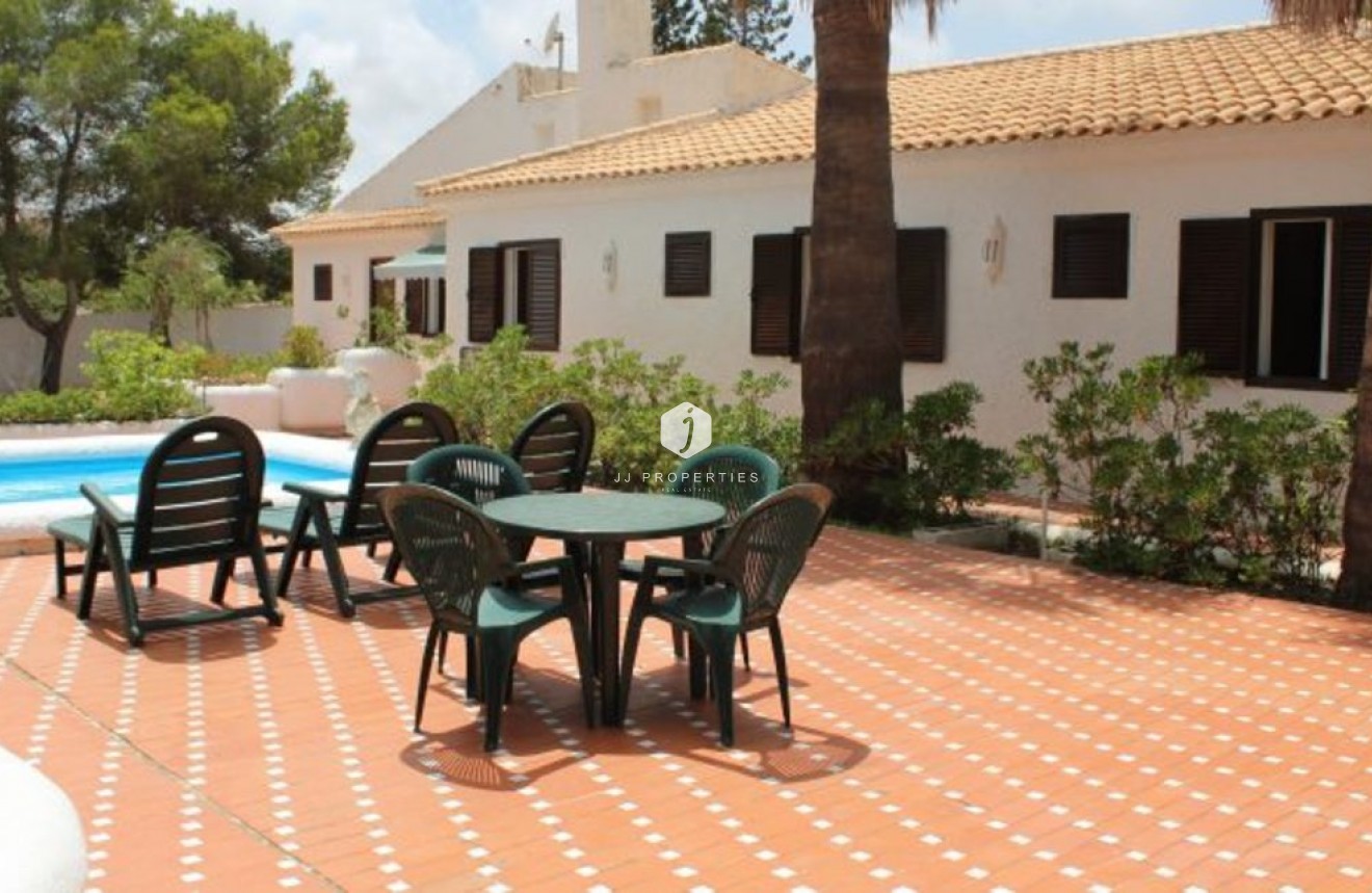 Tweedehands - Villa -
Cabo Roig - Costa Blanca
