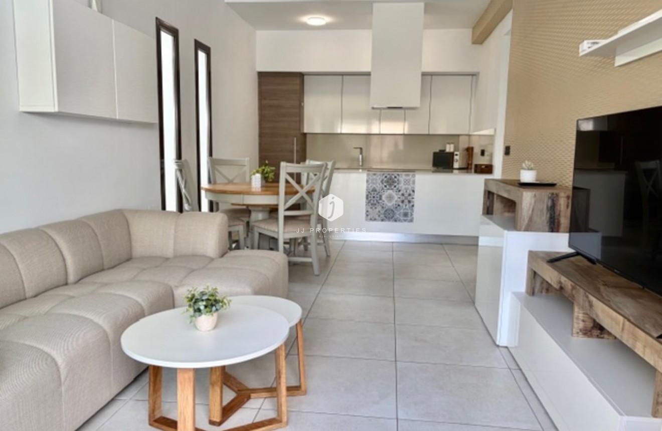 Tweedehands - Villa -
Cabo Roig - Costa Blanca