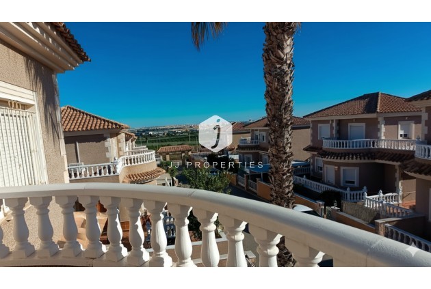 Tweedehands - Villa -
Los Altos - Costa Blanca