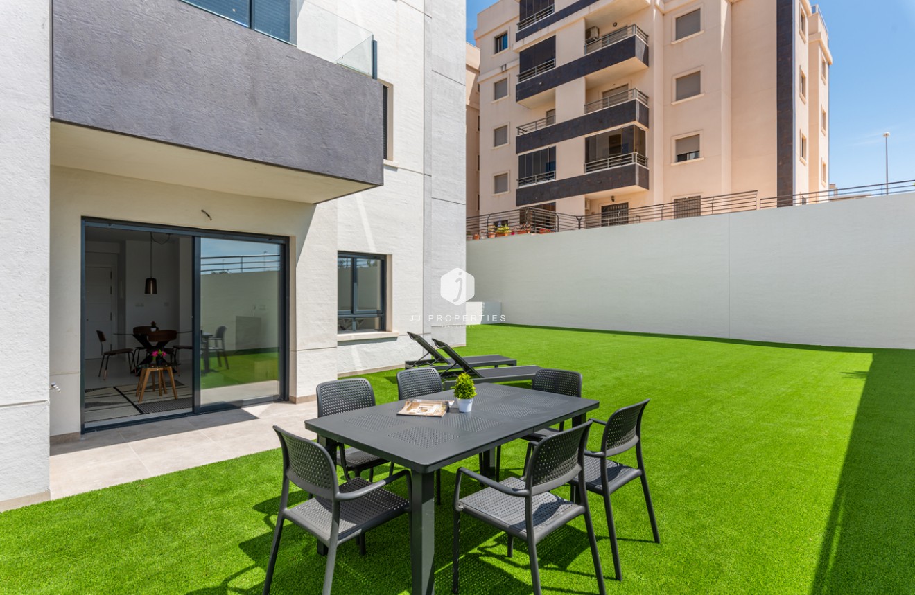 Tweedehands - Appartement / flat -
San Miguel de Salinas - Inland