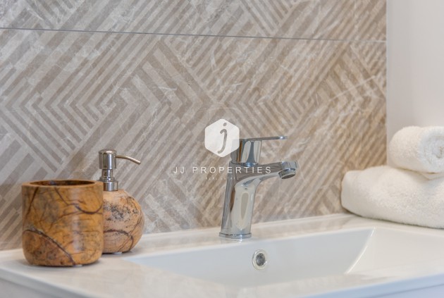 Tweedehands - Appartement / flat -
San Miguel de Salinas - Inland