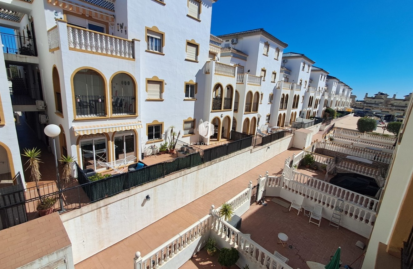Resale - Apartment / flat -
La Zenia - Costa Blanca