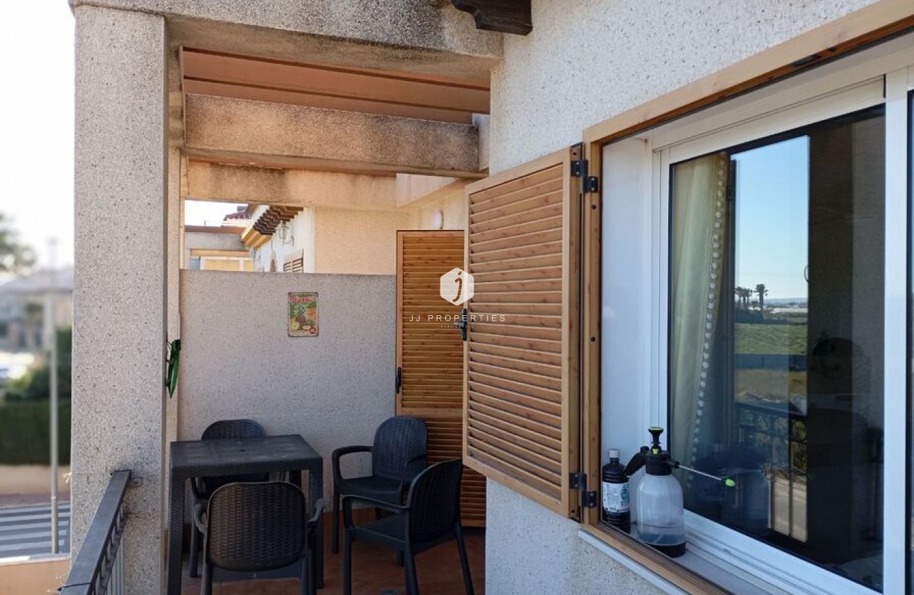 Tweedehands - duplex -
Daya Vieja - Costa Blanca