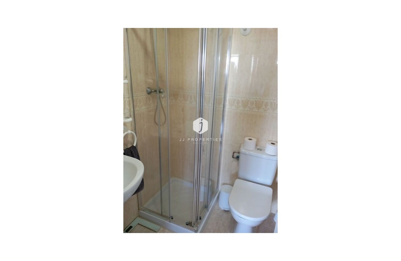 Tweedehands - duplex -
Daya Vieja - Costa Blanca