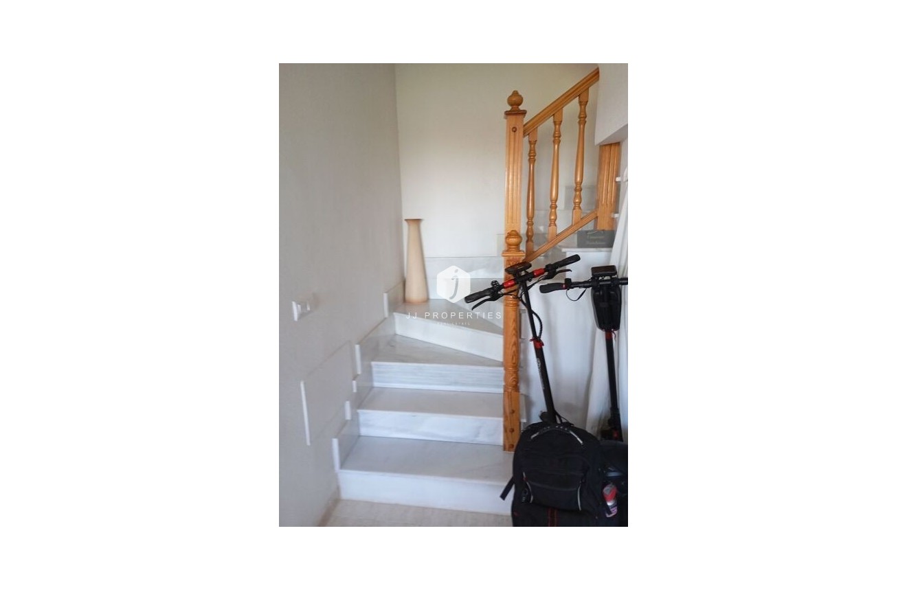 Tweedehands - duplex -
Daya Vieja - Costa Blanca