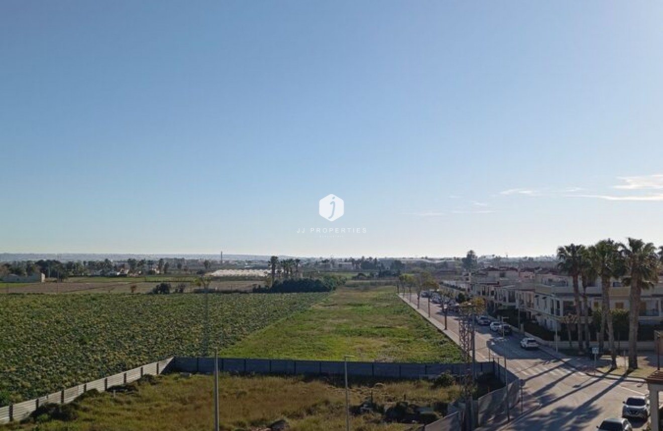 Tweedehands - duplex -
Daya Vieja - Costa Blanca