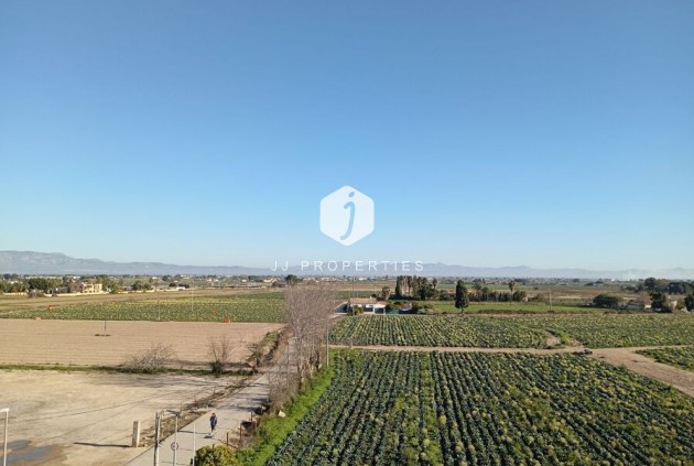 Tweedehands - duplex -
Daya Vieja - Costa Blanca