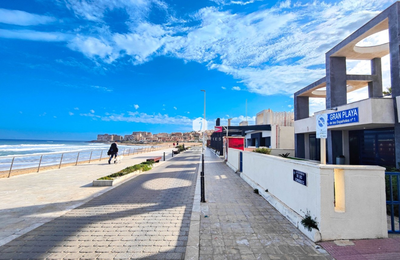 Aus zweiter Hand - Wohnung -
Torrevieja - Costa Blanca