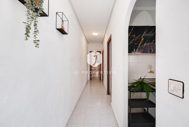 D'occasion - Chalet -
Torrevieja - Nueva Torrevieja