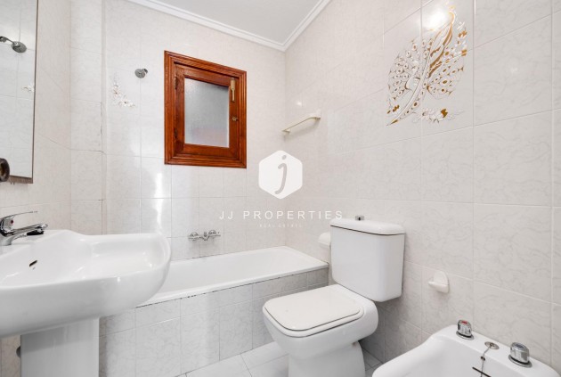 D'occasion - Chalet -
Torrevieja - Nueva Torrevieja