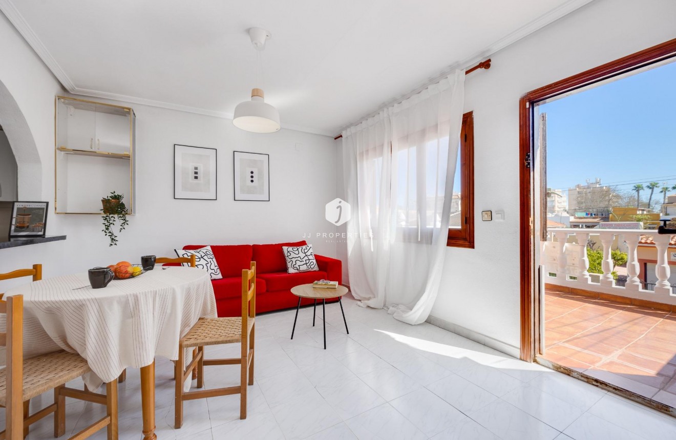 D'occasion - Chalet -
Torrevieja - Nueva Torrevieja