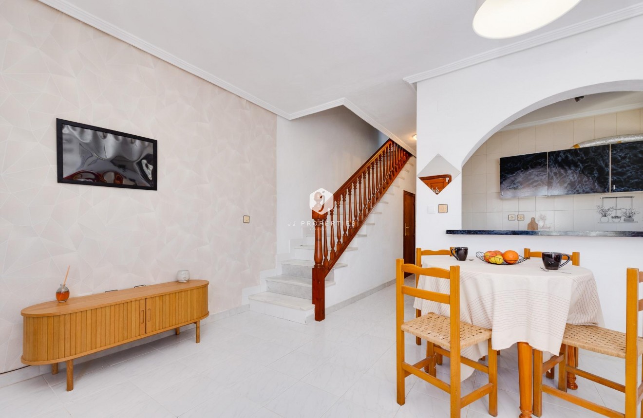 D'occasion - Chalet -
Torrevieja - Nueva Torrevieja