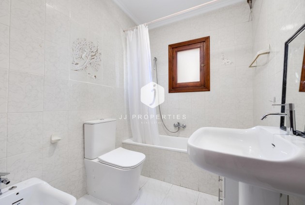 D'occasion - Chalet -
Torrevieja - Nueva Torrevieja