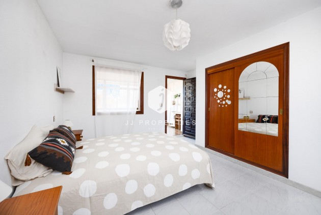 D'occasion - Chalet -
Torrevieja - Nueva Torrevieja