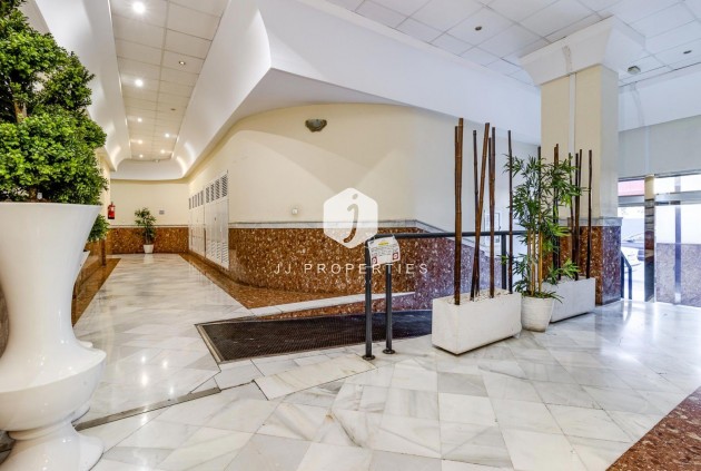 D'occasion - Appartement -
Torrevieja - Centro