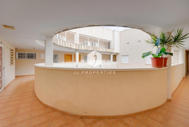 D'occasion - Appartement -
Torrevieja - Centro