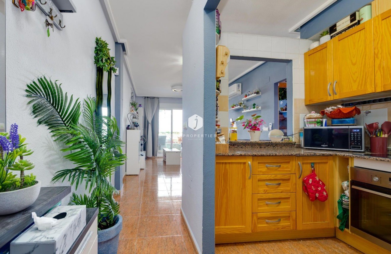 D'occasion - Appartement -
Torrevieja - Centro