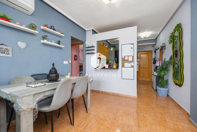 D'occasion - Appartement -
Torrevieja - Centro