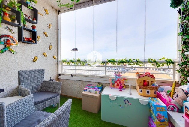 D'occasion - Appartement -
Torrevieja - Centro