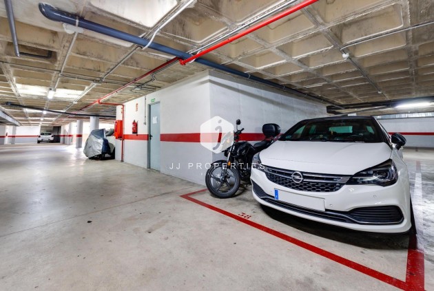 D'occasion - Appartement -
Torrevieja - Centro