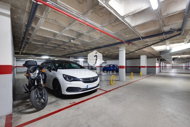 D'occasion - Appartement -
Torrevieja - Centro