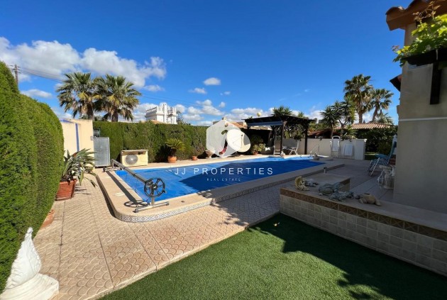 Resale - Villa -
Cabo Roig - Costa Blanca