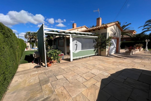 Resale - Villa -
Cabo Roig - Costa Blanca