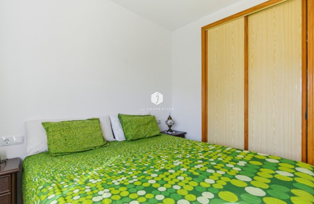 Z drugiej ręki - Mieszkanie w bloku -
Torrevieja - Costa Blanca