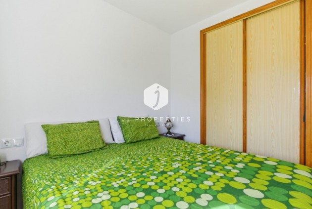 Z drugiej ręki - Mieszkanie w bloku -
Torrevieja - Costa Blanca