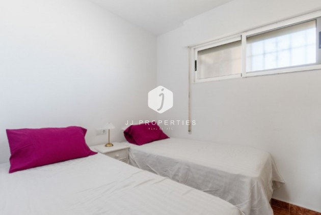 Z drugiej ręki - Mieszkanie w bloku -
Torrevieja - Costa Blanca