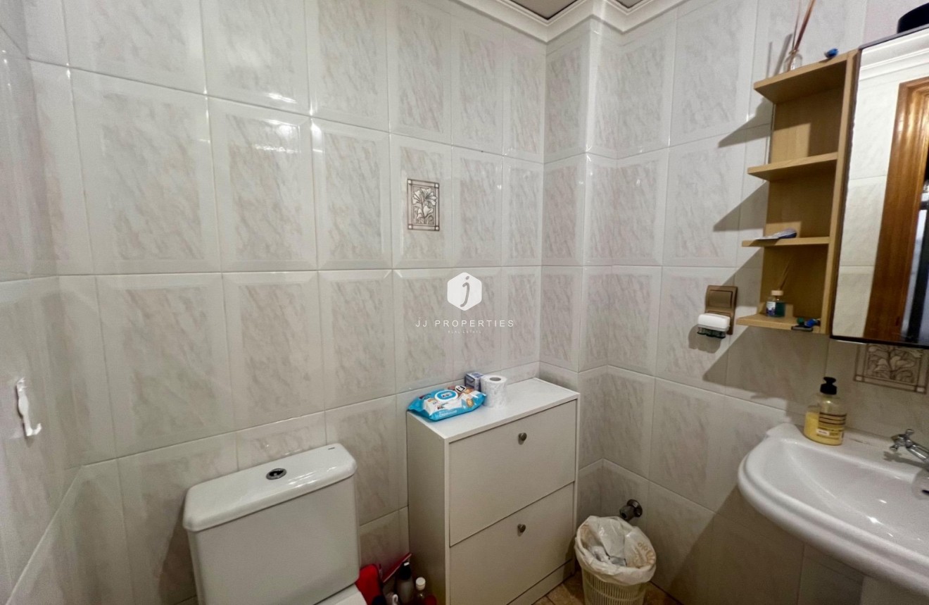 Resale - Apartment / flat -
Rojales