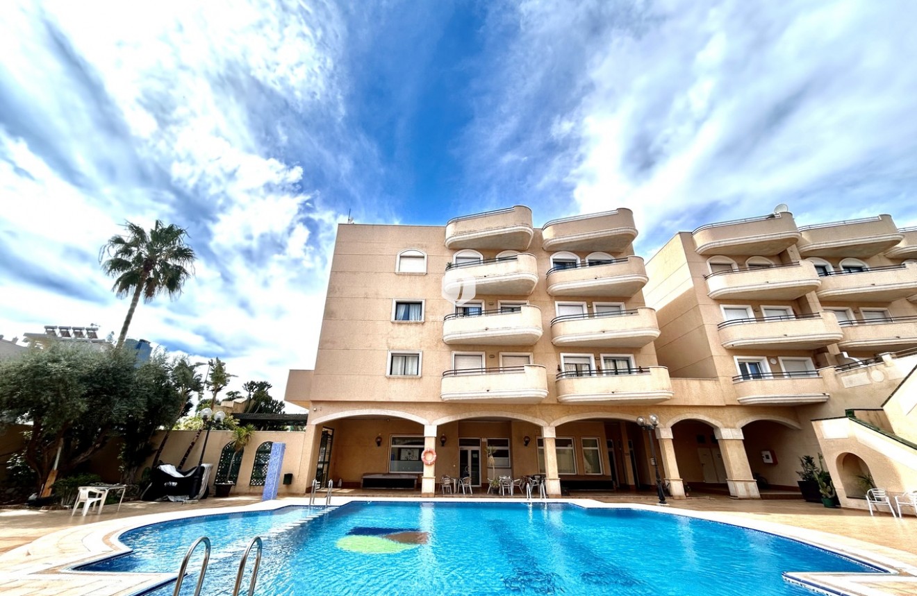Resale - Apartment / flat -
Cabo Roig - Costa Blanca