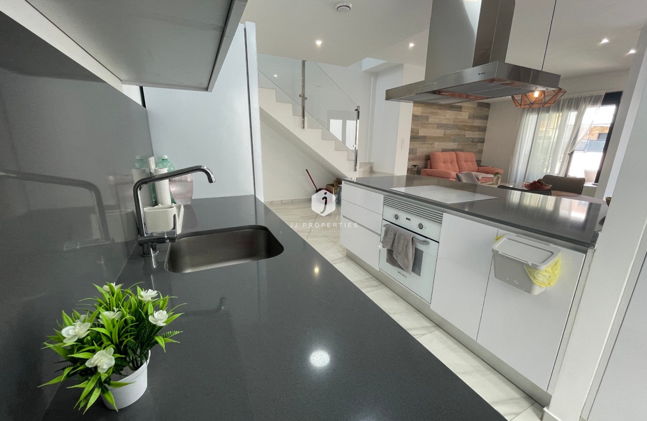 Aus zweiter Hand - Villa -
Benijofar - Costa Blanca