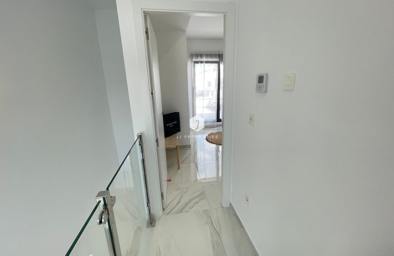 Aus zweiter Hand - Villa -
Benijofar - Costa Blanca