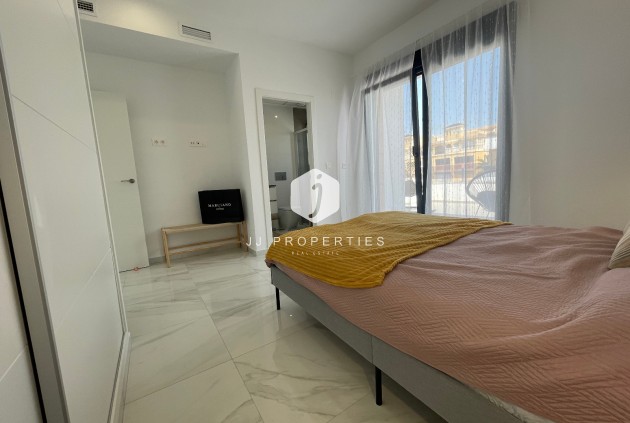 Aus zweiter Hand - Villa -
Benijofar - Costa Blanca